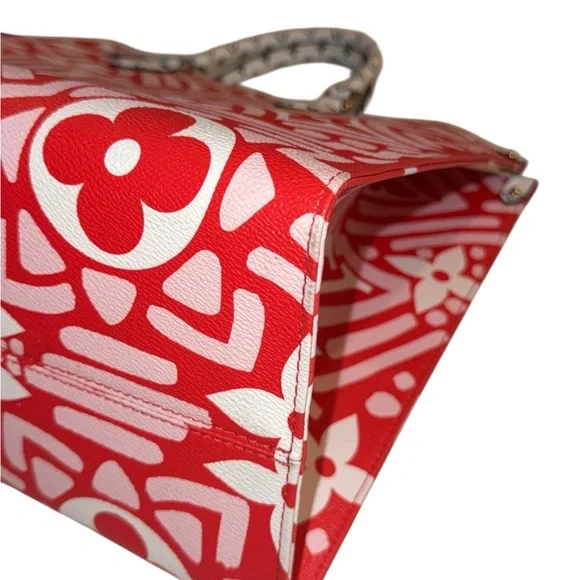 Louis Vuitton OnTheGo GM Crafty Monogram *LIMITED EDITION/AUTHENTICATED* - Picture 10 of 15